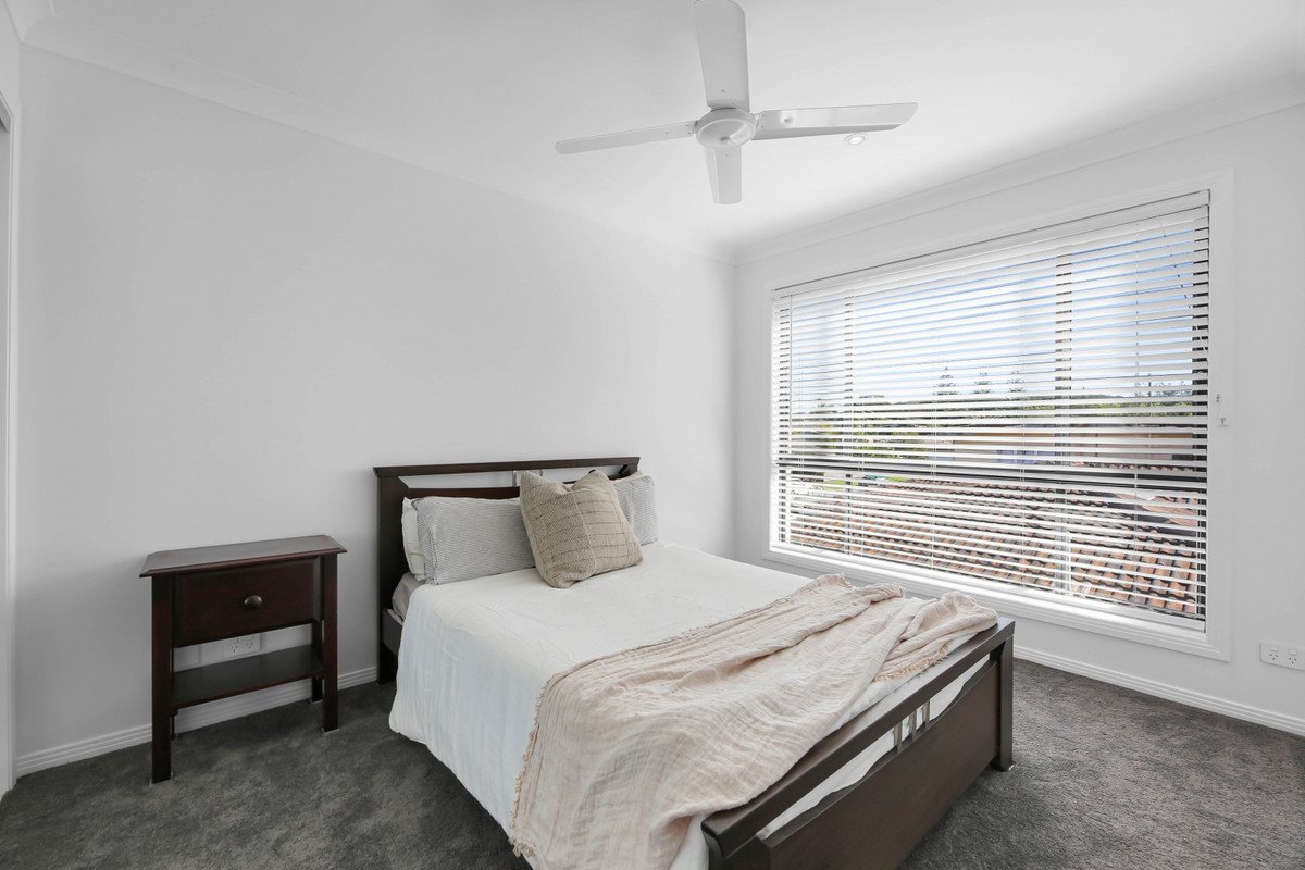 2/5 Alkira Avenue Palm Beach 21