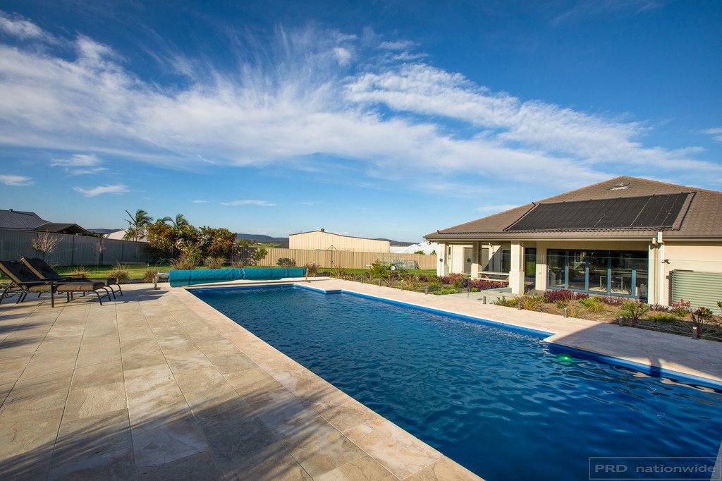 25 Alloway Circuit LARGS 17