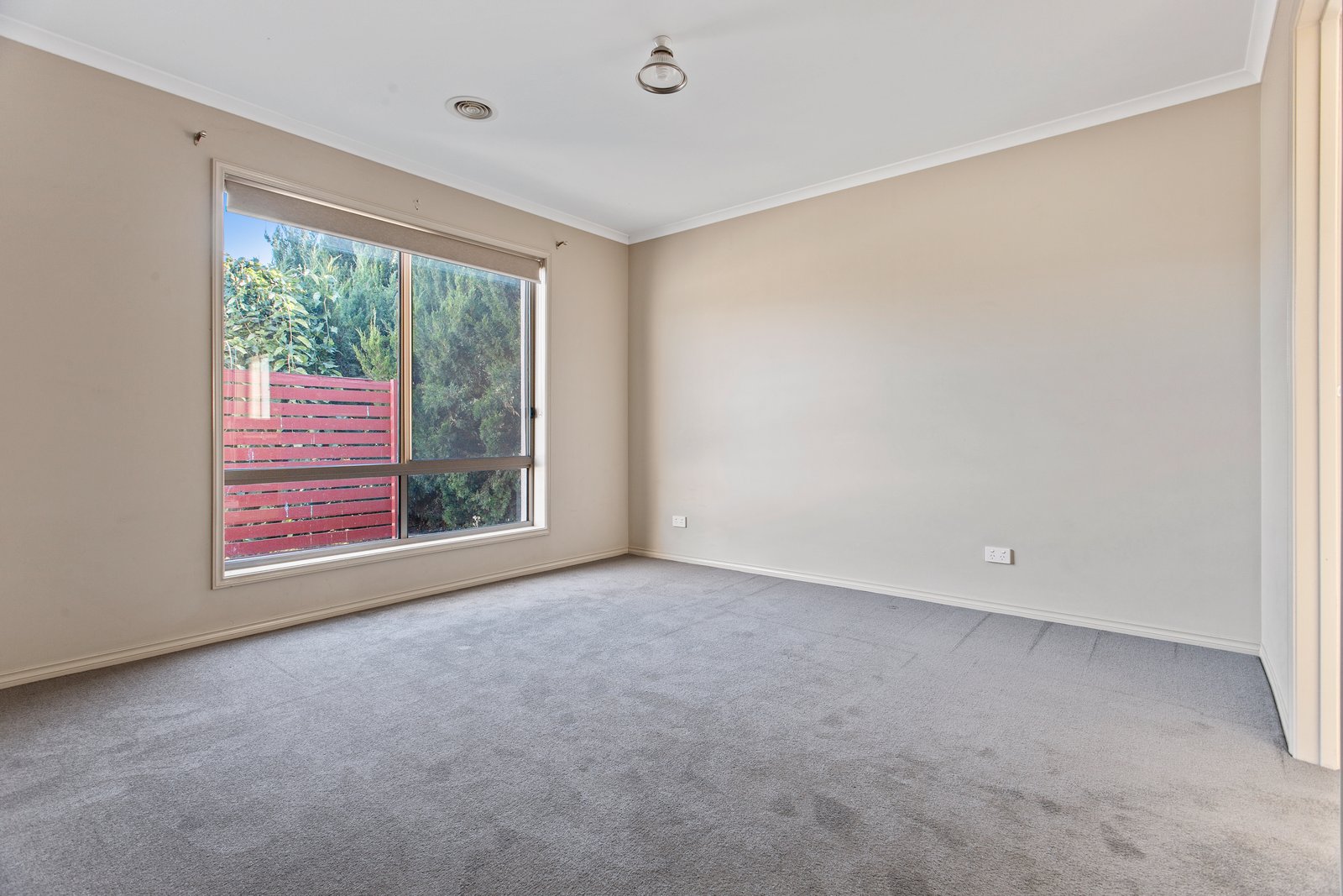 25 Ambrosia Rise EPSOM 8
