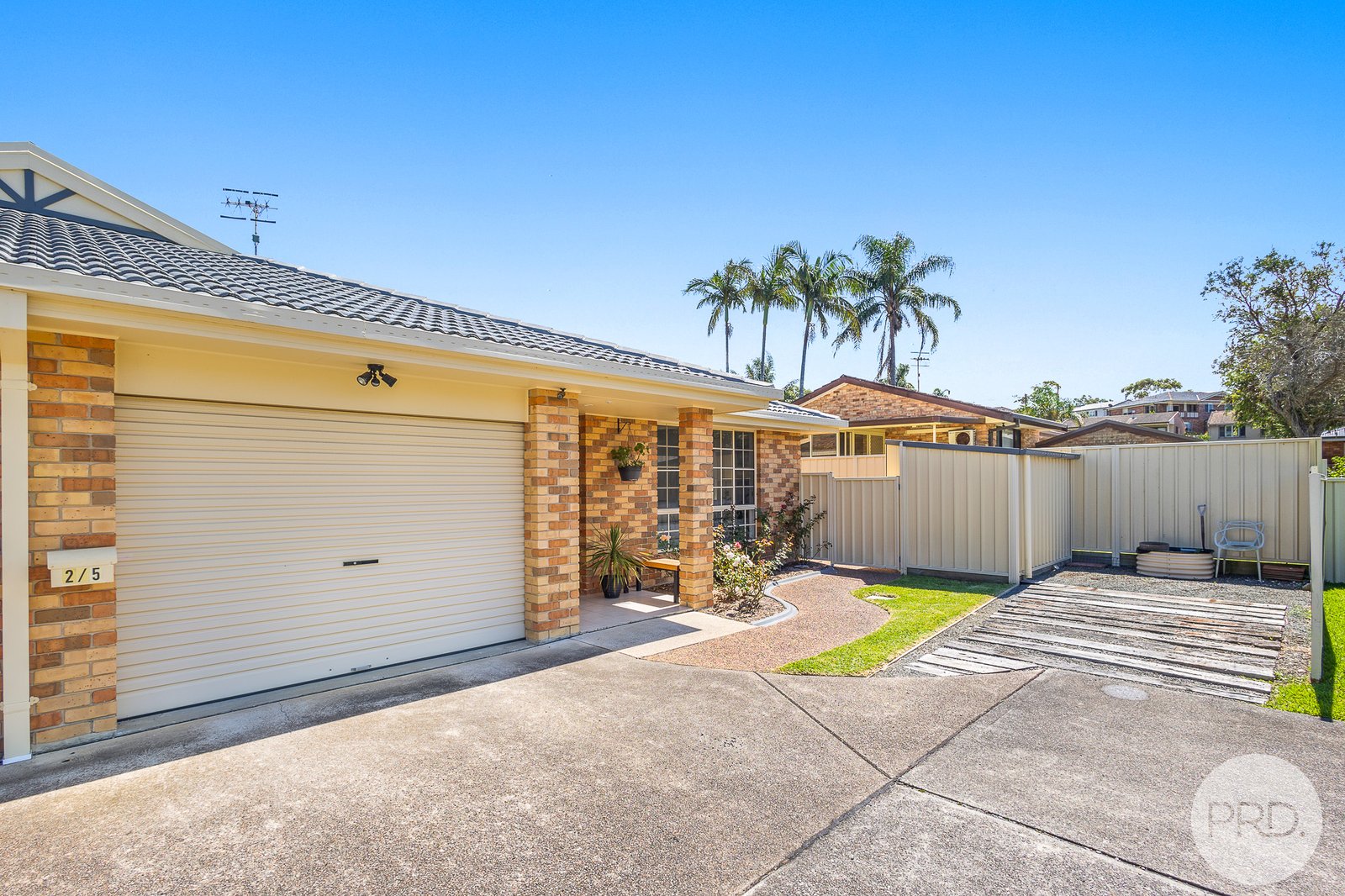 2/5 Anderson Place SALAMANDER BAY 2