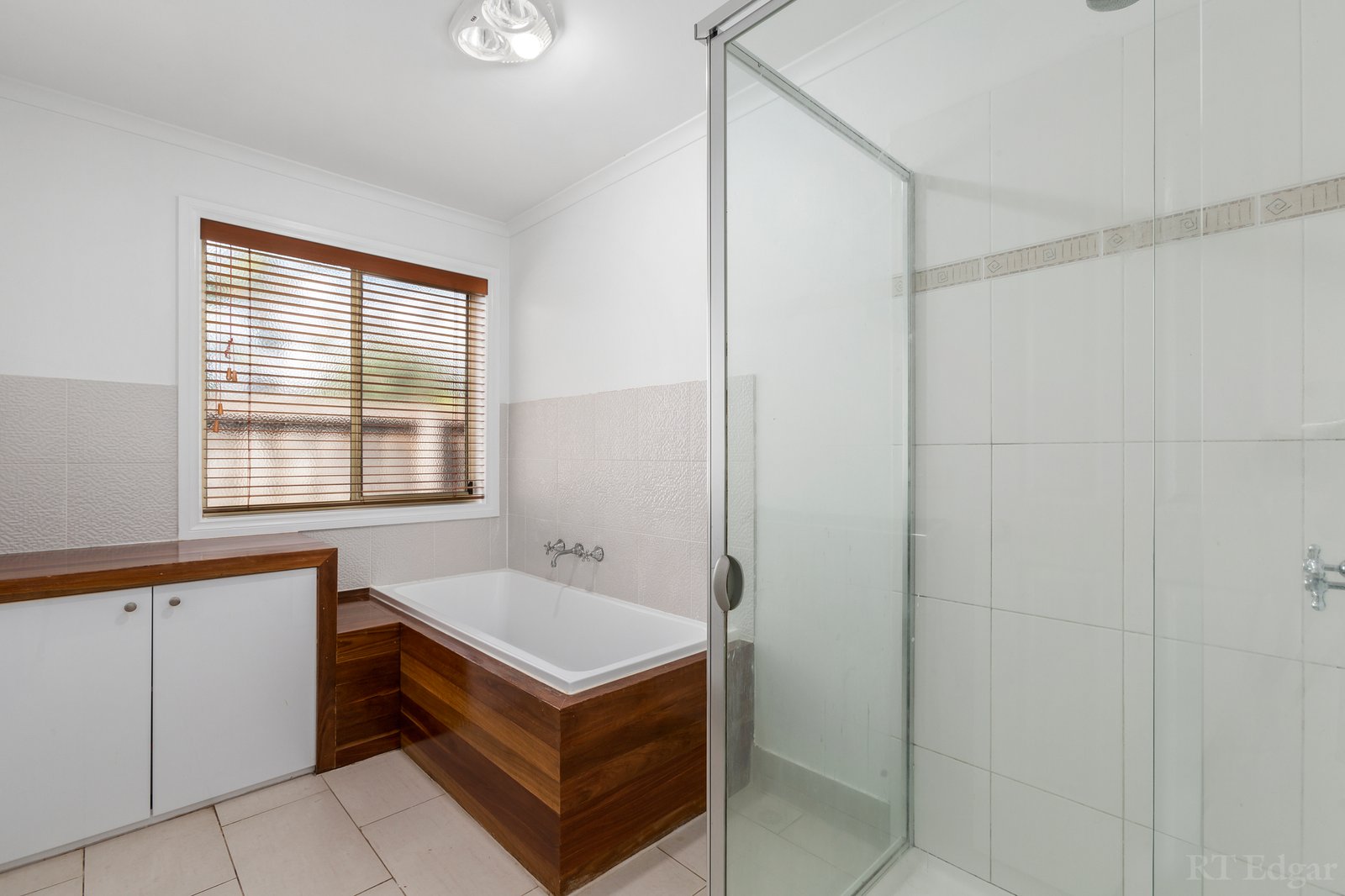 Real Estate and Property in 25 Arlington Crescent, Ocean Grove, VIC