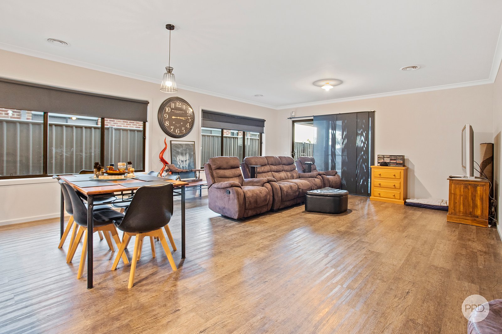 25 Ashbourne Way KANGAROO FLAT 4