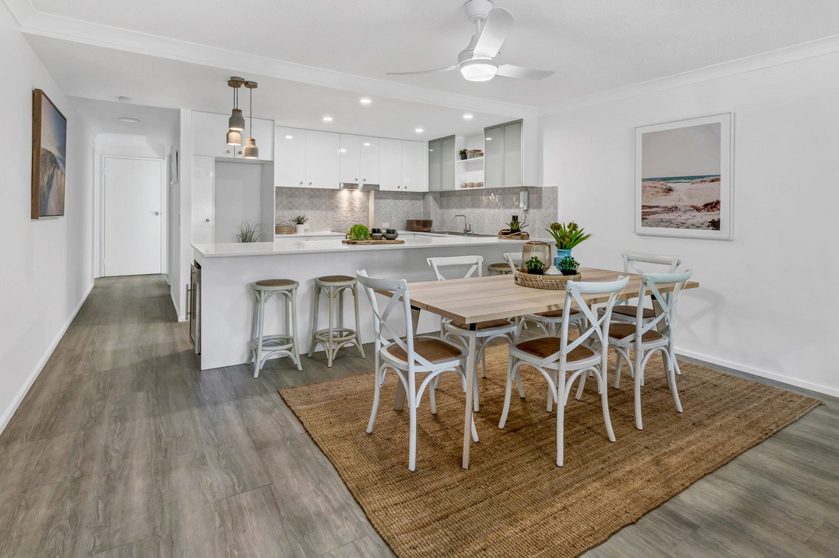 2/5 Australia Avenue Broadbeach 5