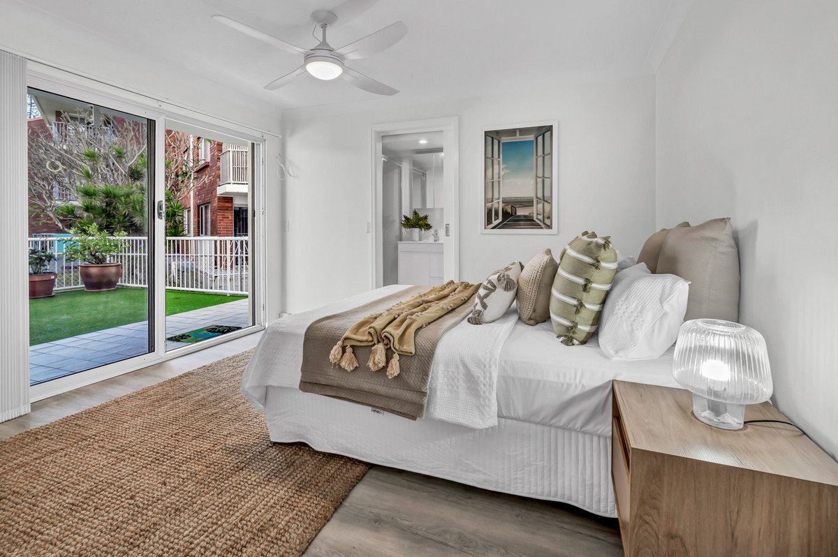 2/5 Australia Avenue Broadbeach 6