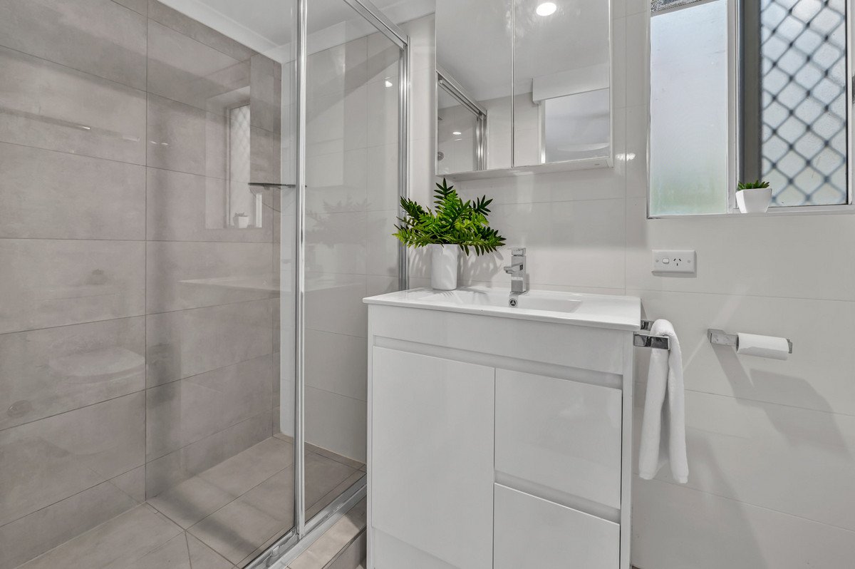 2/5 Australia Avenue Broadbeach 7