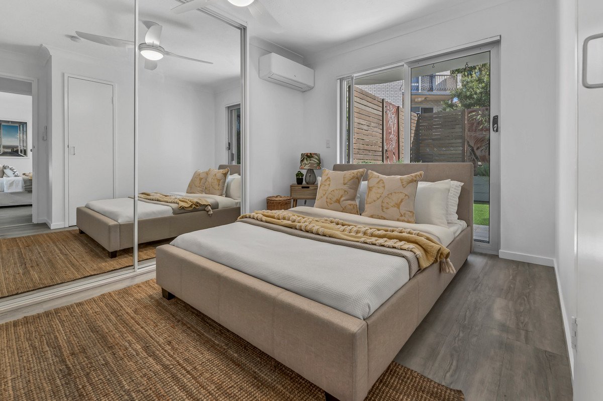 2/5 Australia Avenue Broadbeach 8