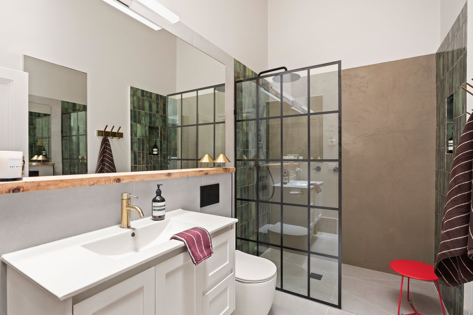 Real Estate and Property in 25 Avoca Avenue, Elwood, VIC