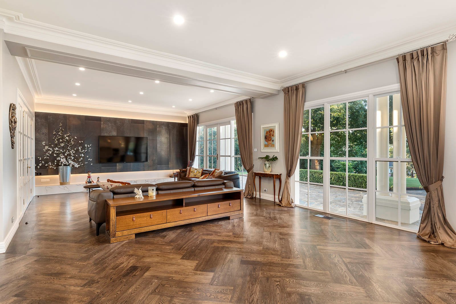 Real Estate and Property in 25 Aylesbury Way, Warrandyte, VIC