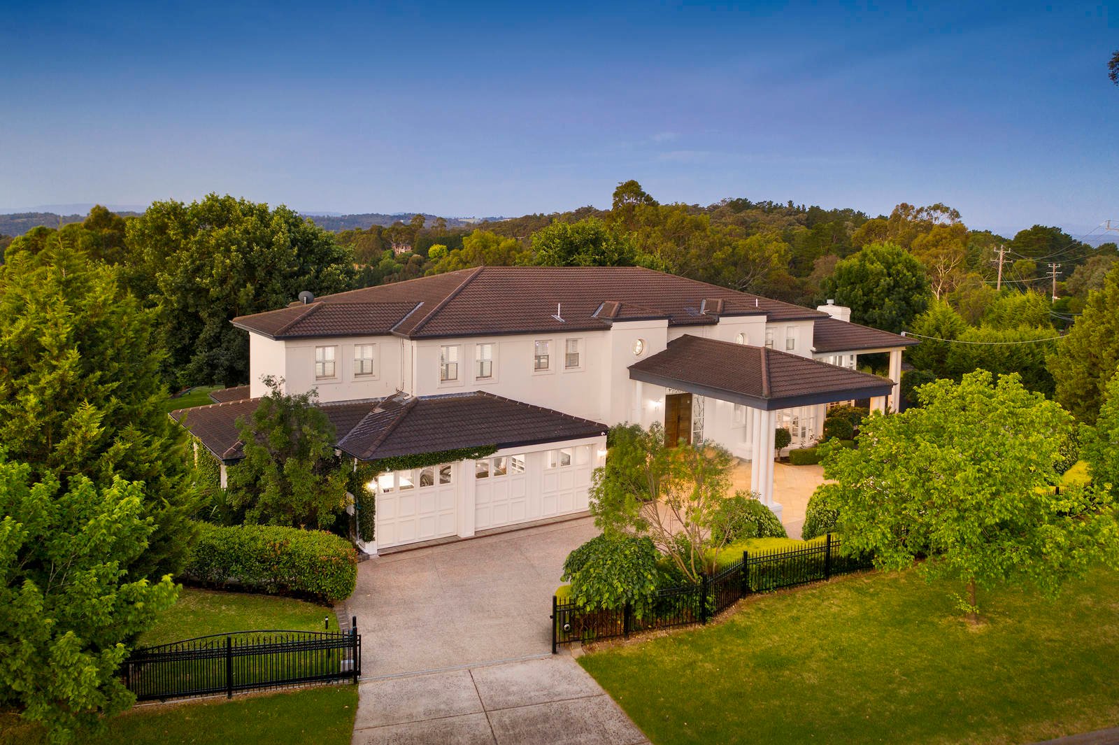 Real Estate and Property in 25 Aylesbury Way, Warrandyte, VIC
