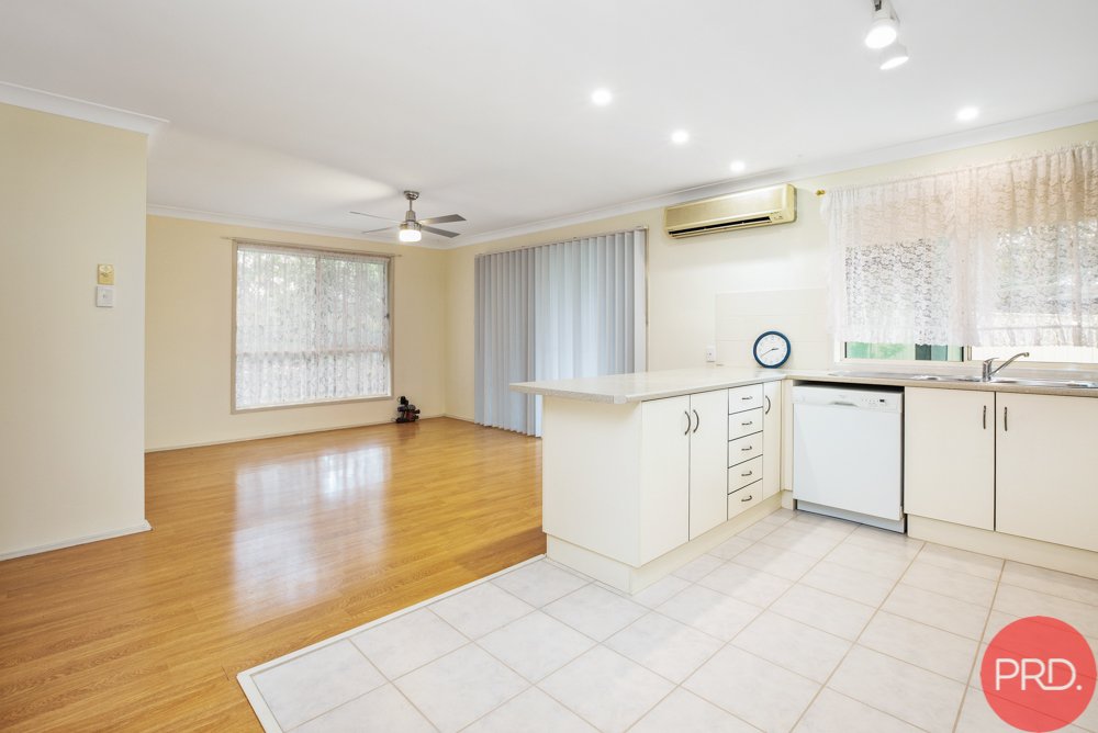 25 Bairds Close RUTHERFORD 7