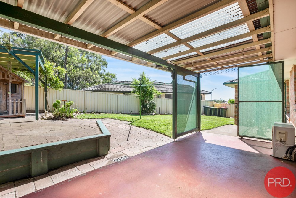 25 Bairds Close RUTHERFORD 15
