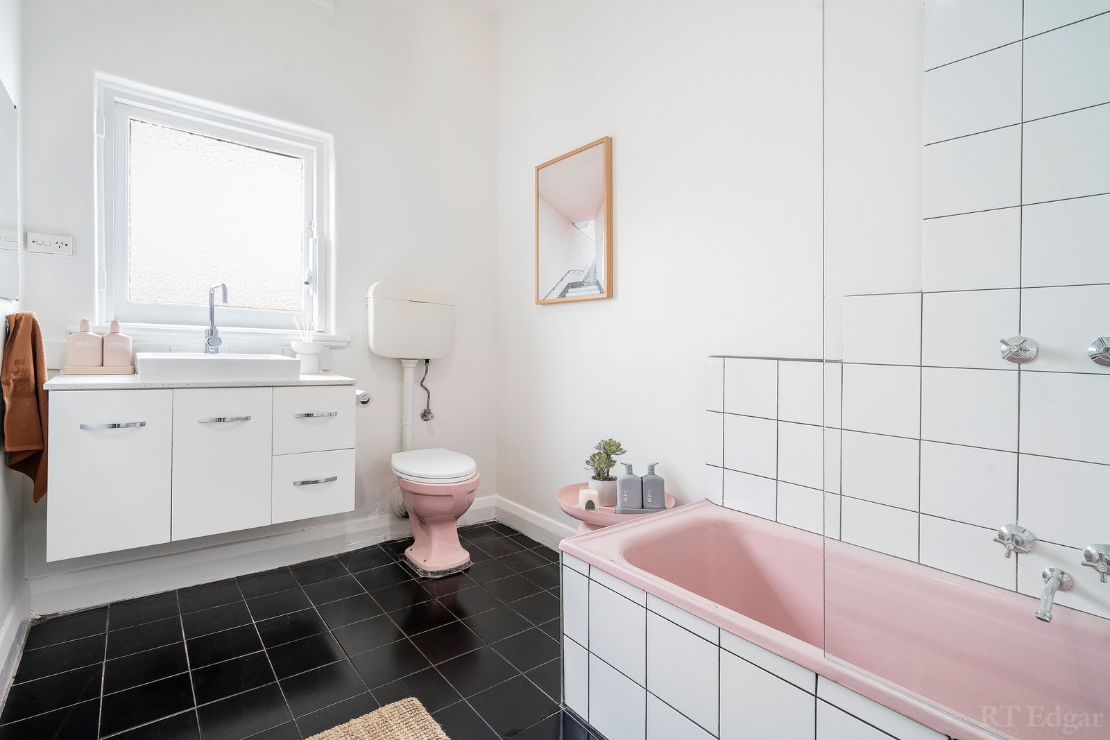 Real Estate and Property in 25 Balston Street, Balaclava, VIC