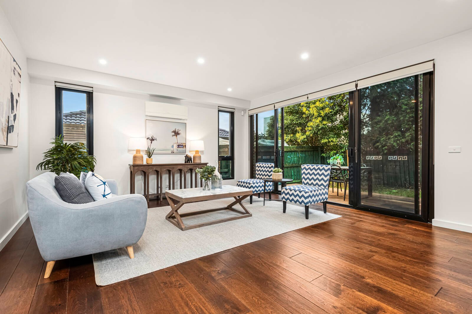 Real Estate and Property in 2/5 Barrina Street, Blackburn South, VIC