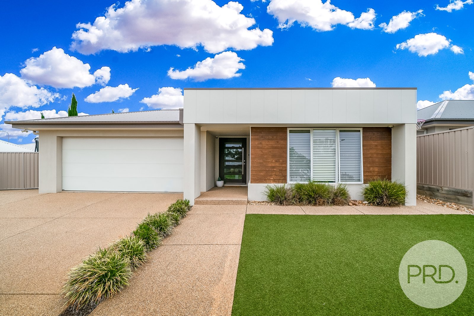 25 Barton Avenue LLOYD 1