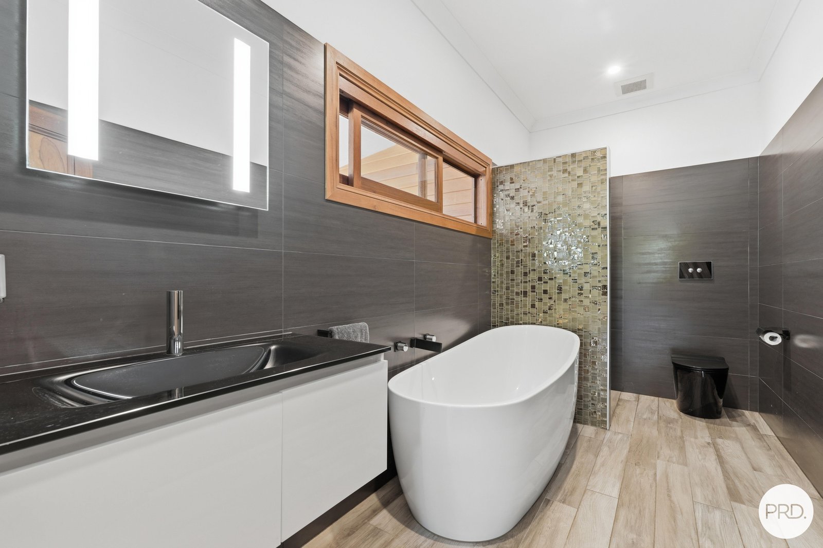 25 Bay Road BOOMER BAY 17