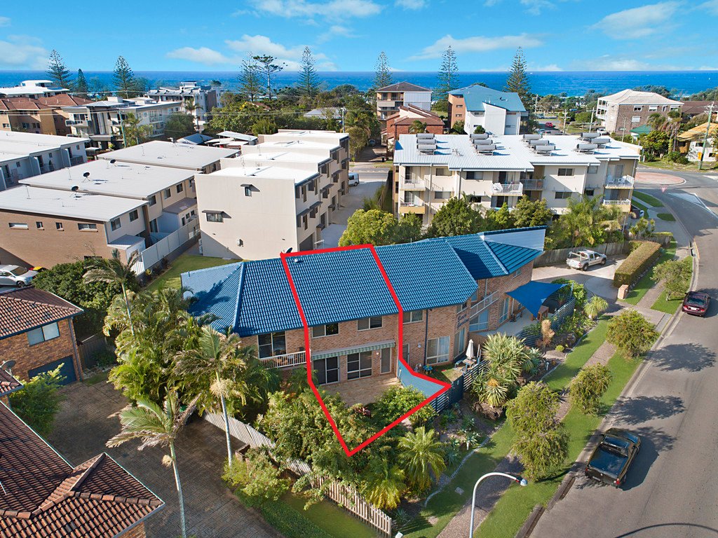 2/5 Beach Street KINGSCLIFF 1