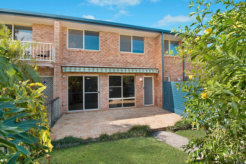 2/5 Beach Street KINGSCLIFF 9