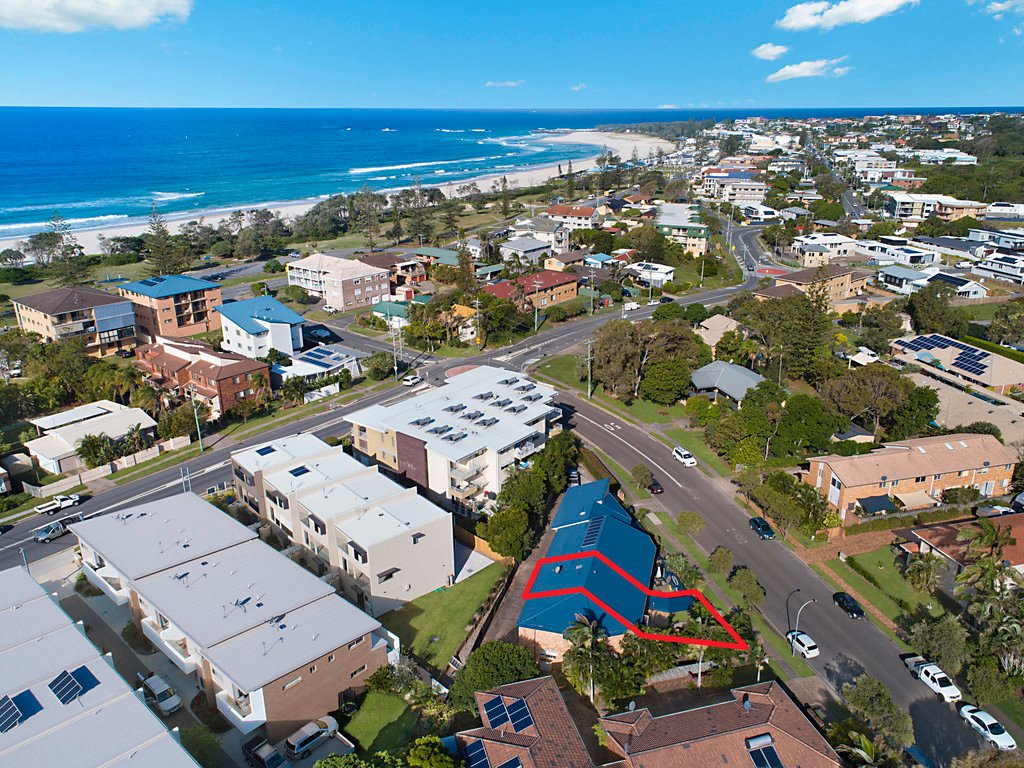 2/5 Beach Street KINGSCLIFF 10