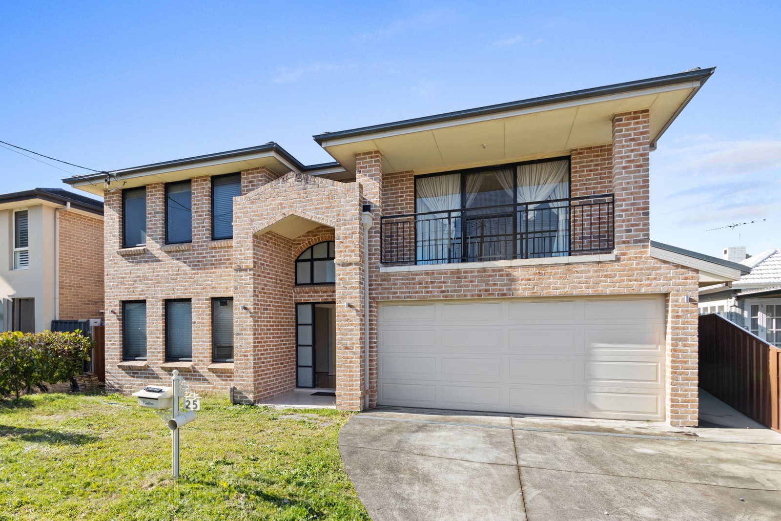 25 Beaconsfield Road MORTDALE 1