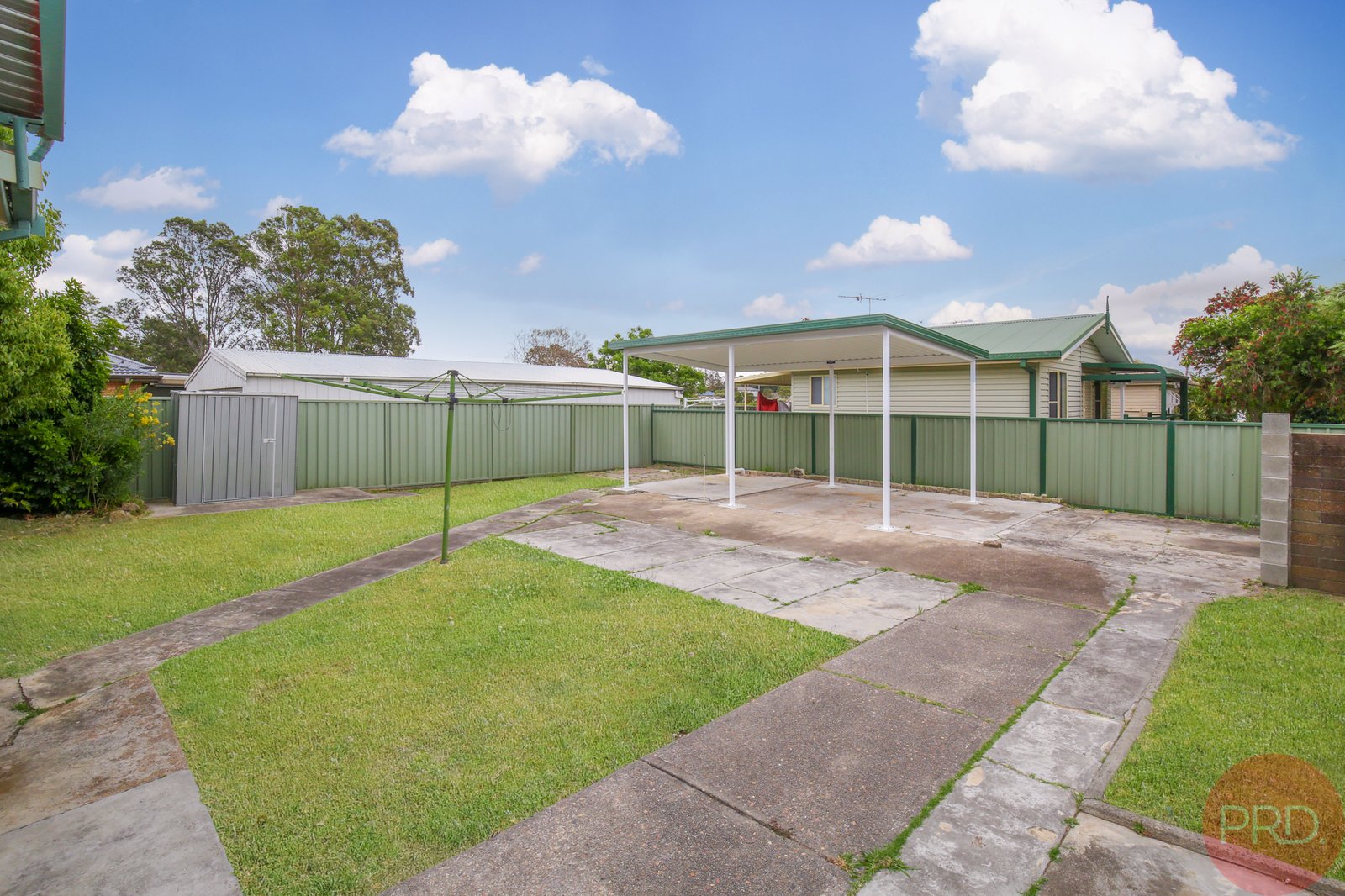 25 Beresford Avenue BERESFIELD 11