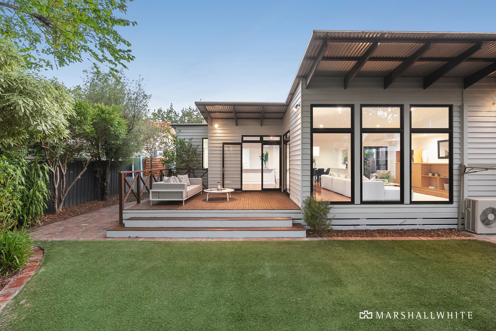 25 Berrima Avenue, Malvern East, VIC