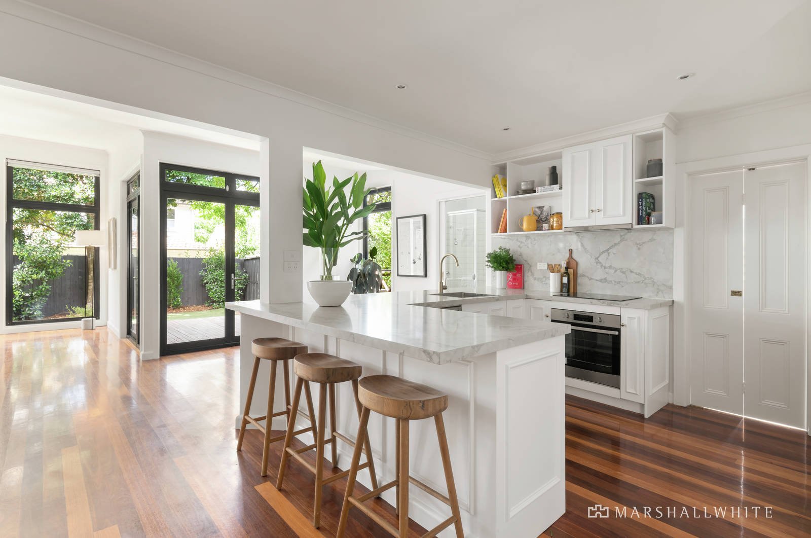 25 Berrima Avenue, Malvern East, VIC