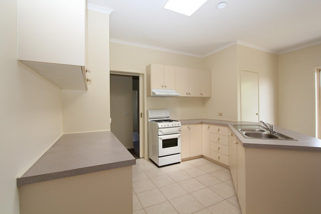 25 Birdwood Avenue SEBASTOPOL 3