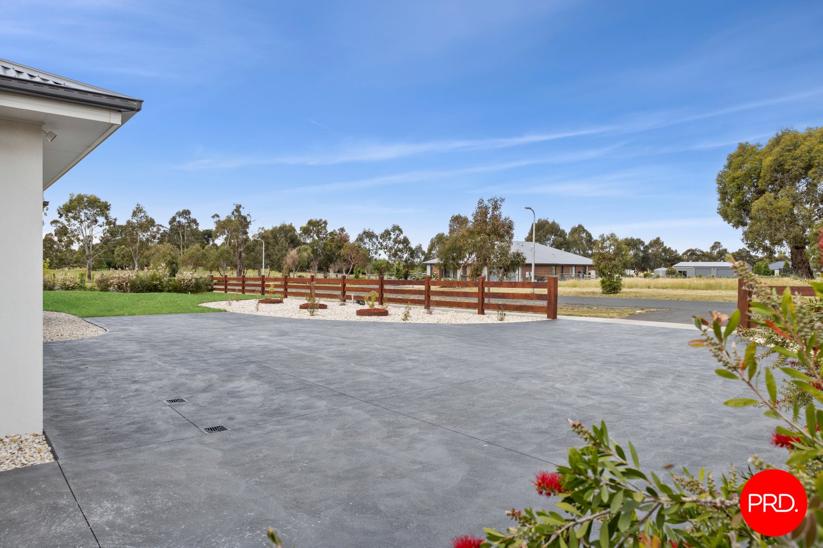 25 Blanchfield Drive KYNETON 3