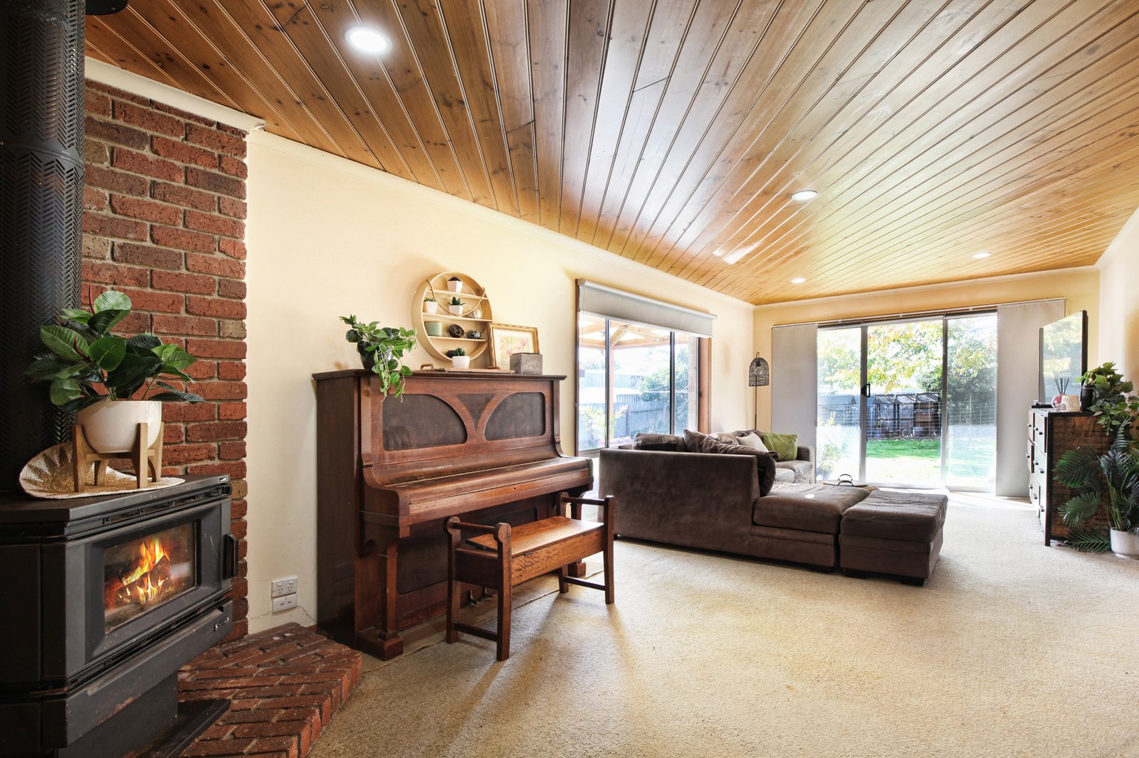 Real Estate and Property in 25 Bourke Street, Kyneton, VIC