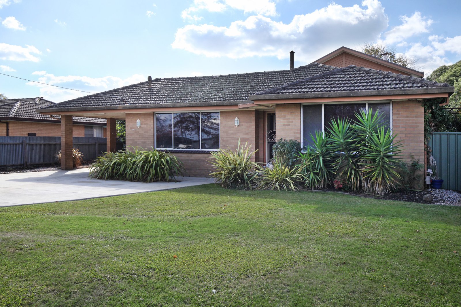 Real Estate and Property in 25 Bourke Street, Kyneton, VIC