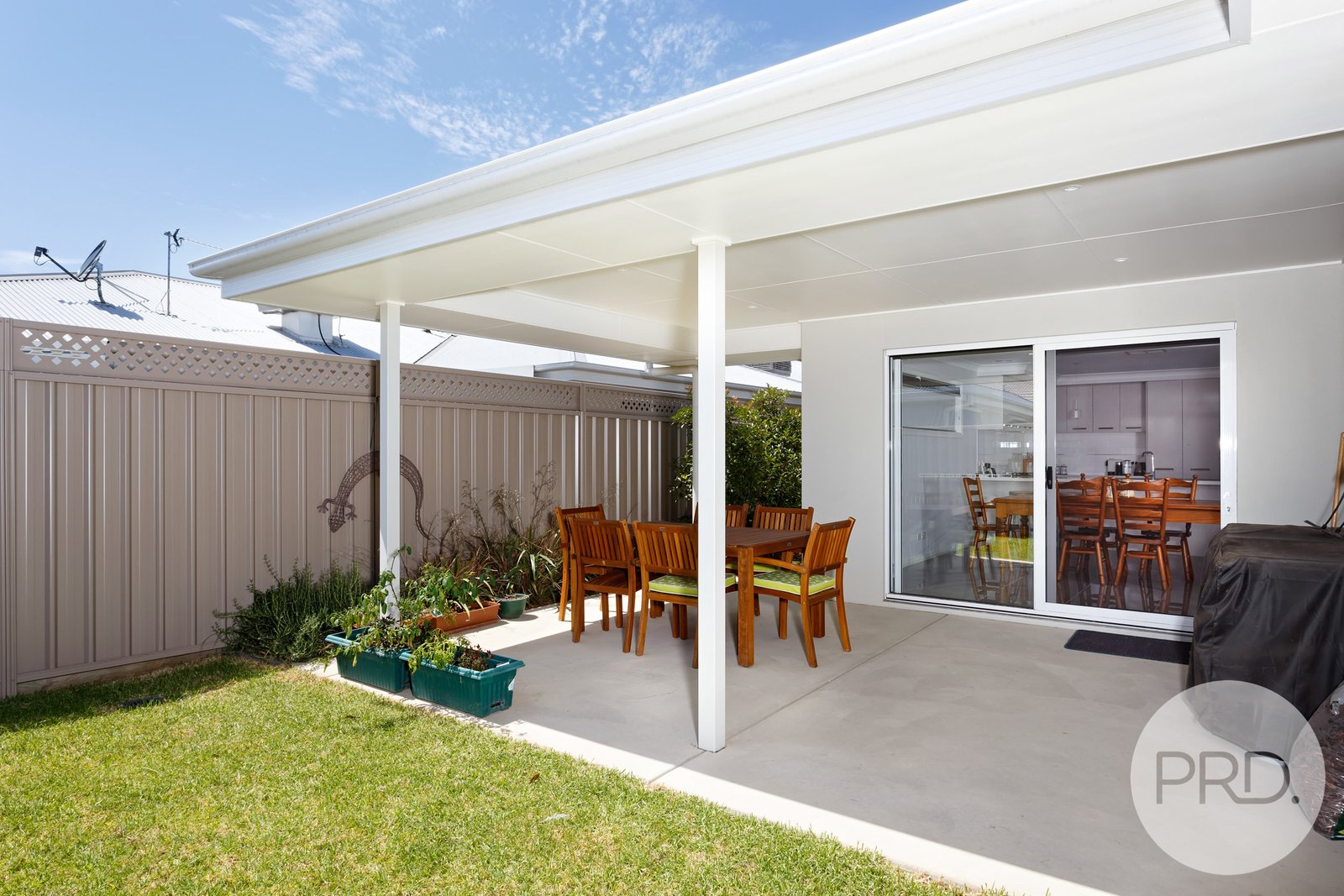 25 Bradman Drive BOOROOMA 8