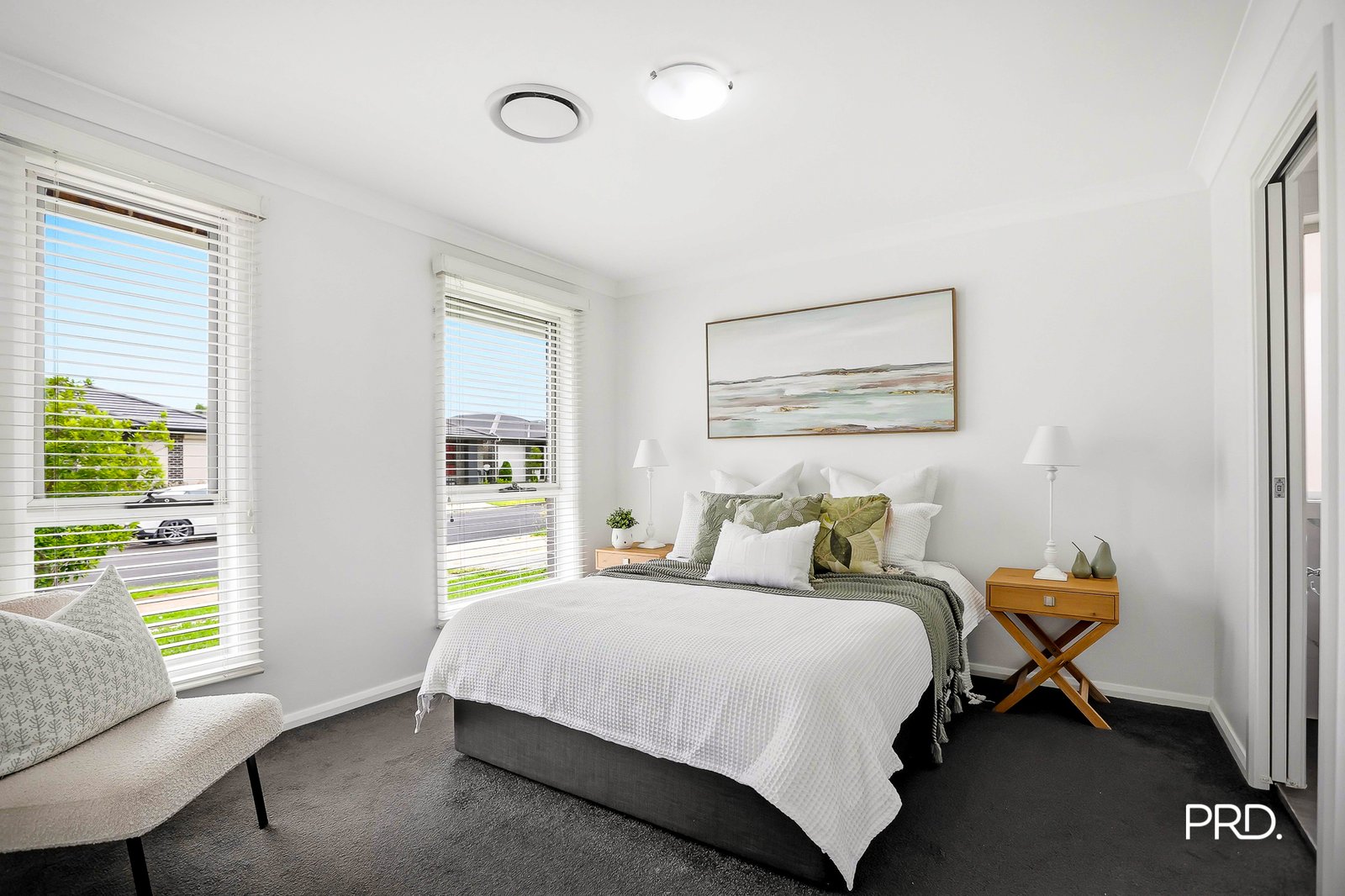 25 Brigade Street JORDAN SPRINGS 9