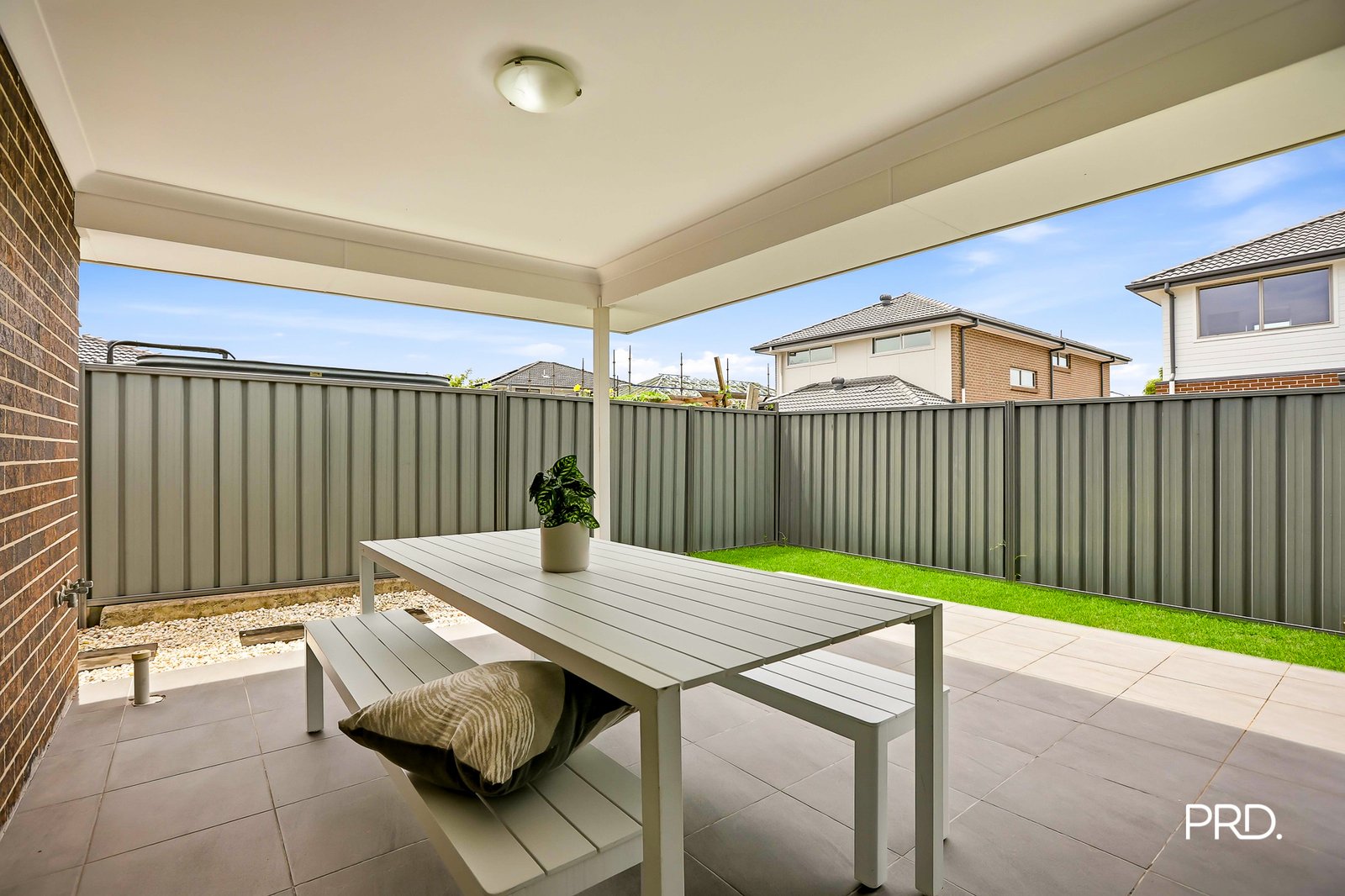 25 Brigade Street JORDAN SPRINGS 16