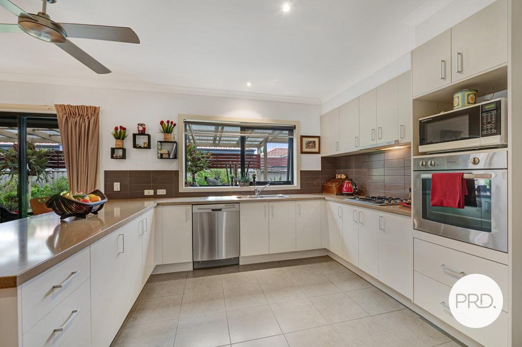 25 Brighton Court WENDOUREE 3