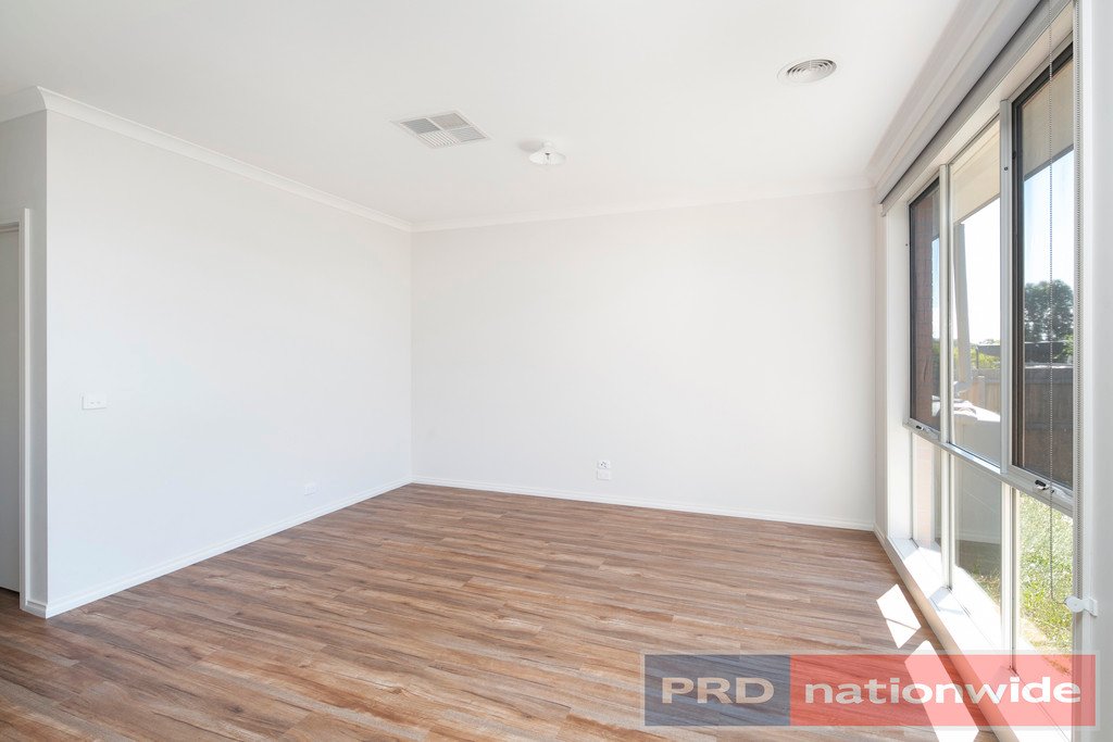2/5 Broomfield Road CRESWICK 5