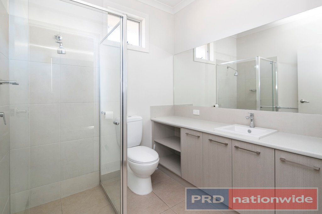 2/5 Broomfield Road CRESWICK 7
