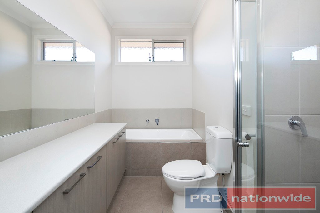 2/5 Broomfield Road CRESWICK 10