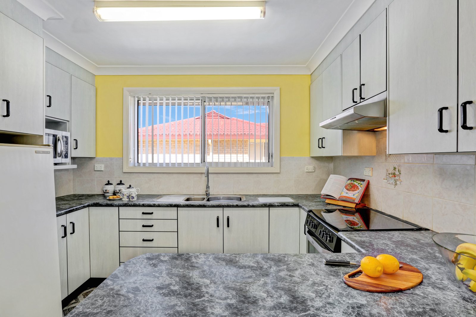 25 Brownsville Ave  BROWNSVILLE 2