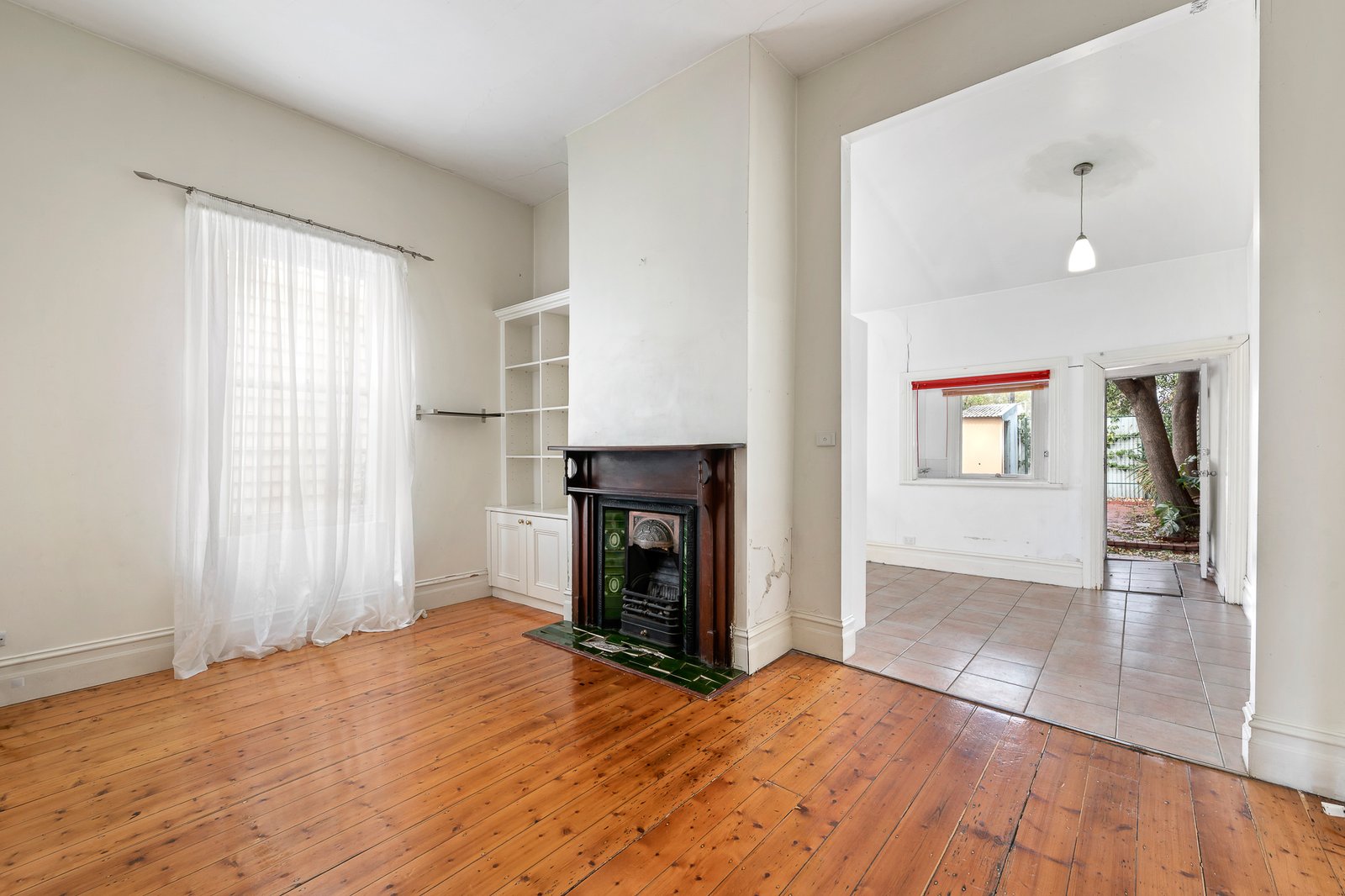 Gallery: 25 Brunning Street