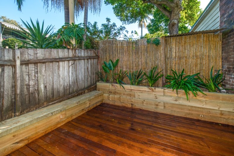 25 Buckland Street ALEXANDRIA 4