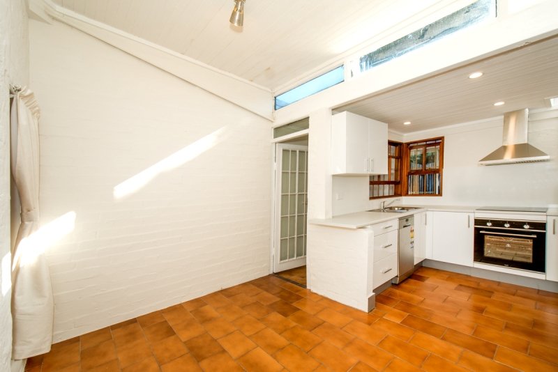 25 Buckland Street ALEXANDRIA 3