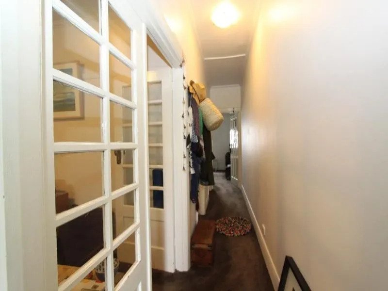 Real Estate and Property in 2/5 Byrne Avenue, Elwood, VIC