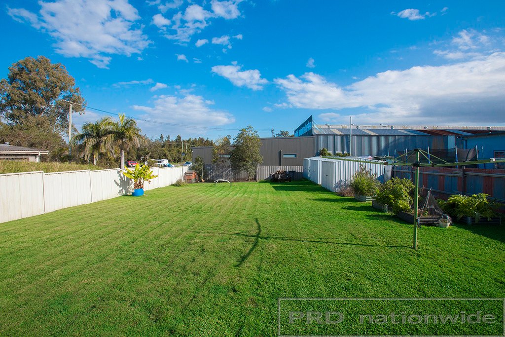 25 Byron Street BERESFIELD 4