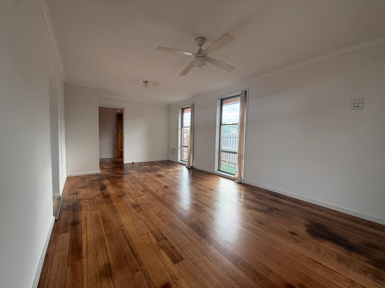 Gallery: 25 Caithness Crescent