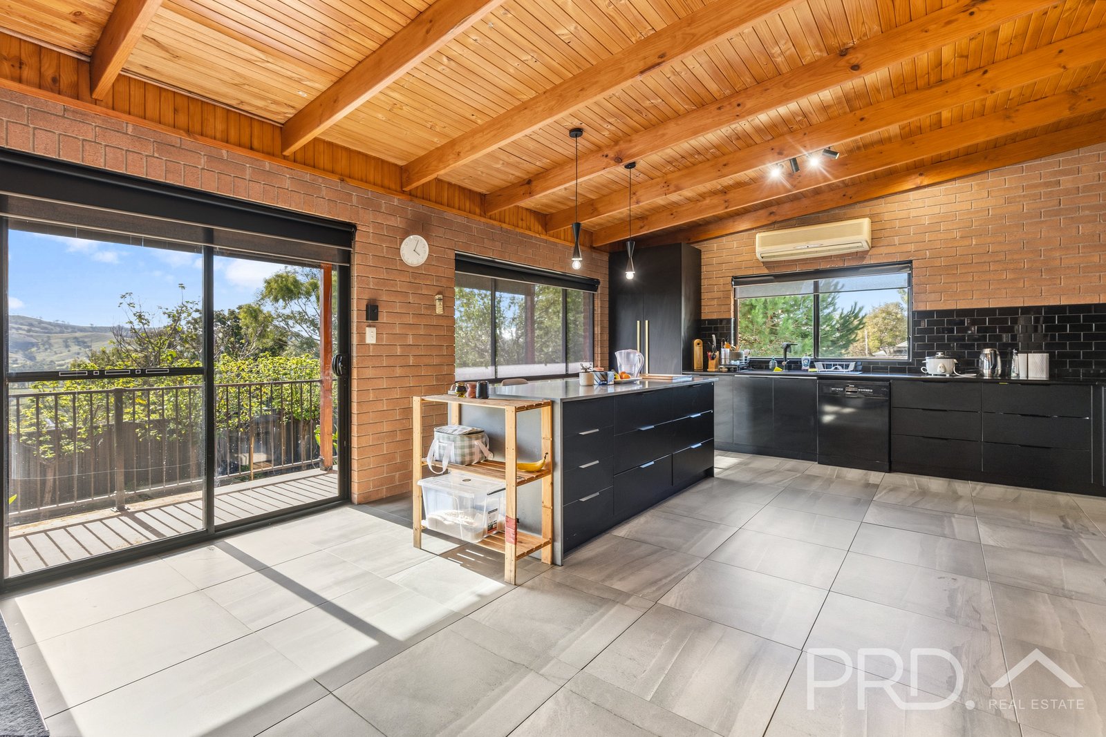 25 Camphor Lane SOUTH GUNDAGAI 2