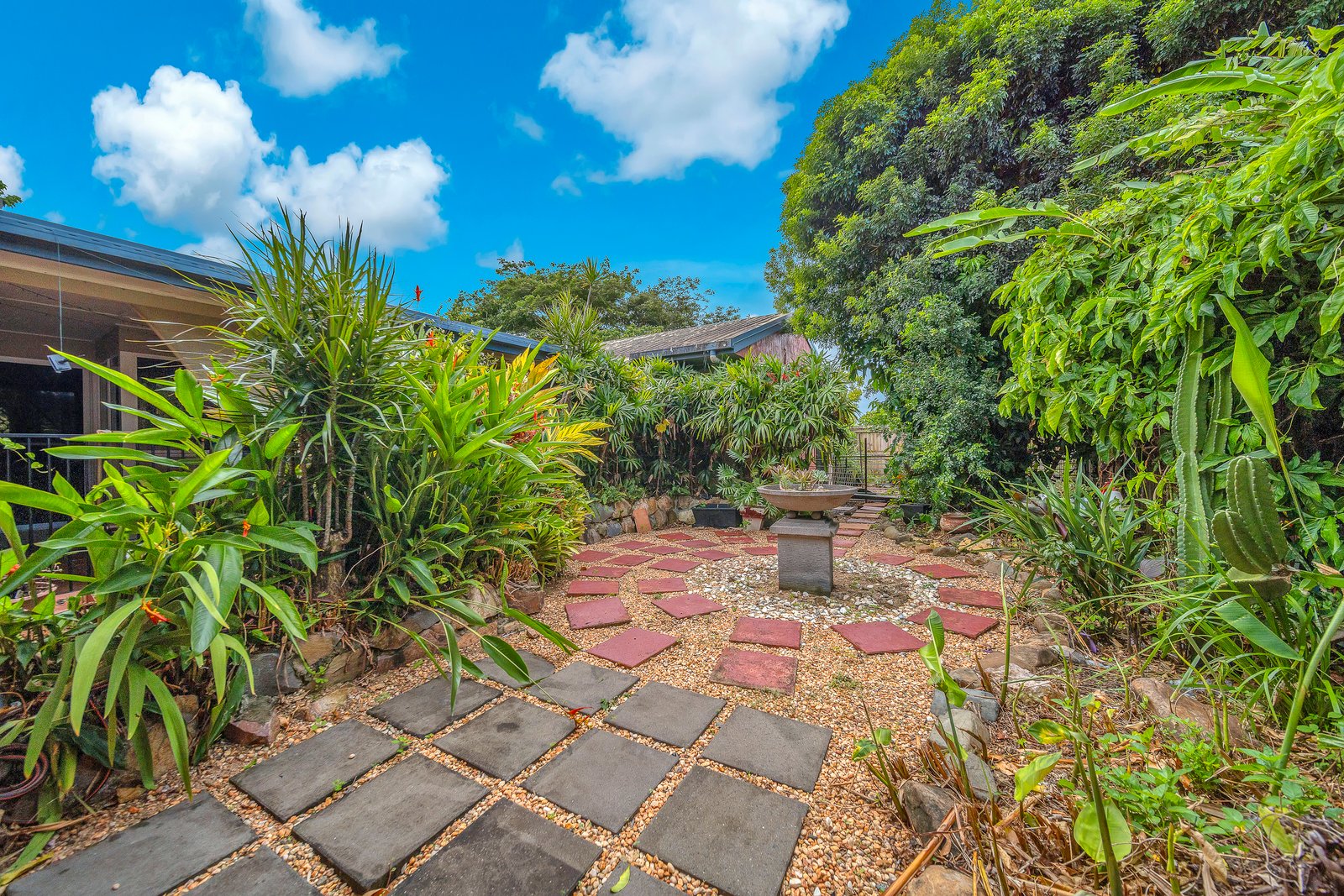 25 Carnation Street PROSERPINE 15