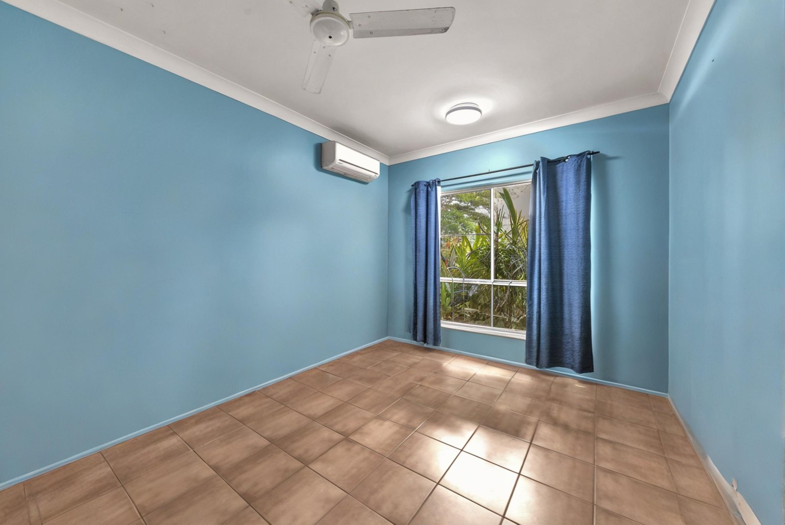 25 Carnation Street PROSERPINE 30