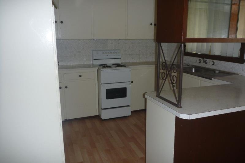 2/5 Charleville Road TURVEY PARK 3