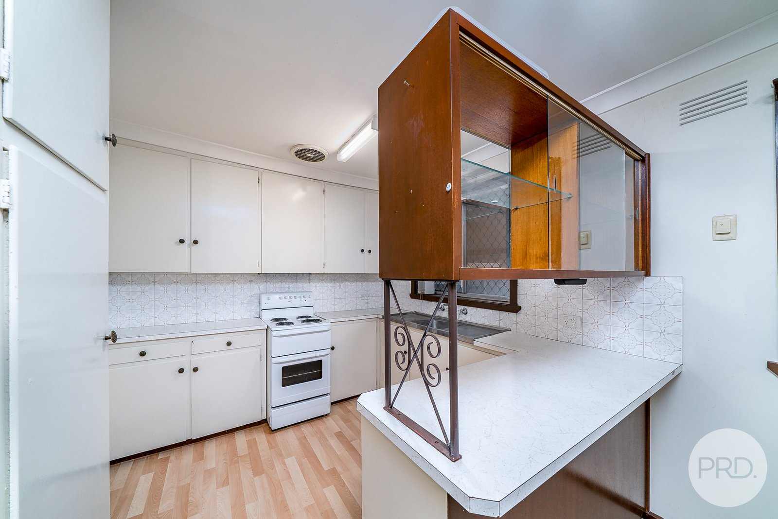 2/5 Charleville Road TURVEY PARK 2