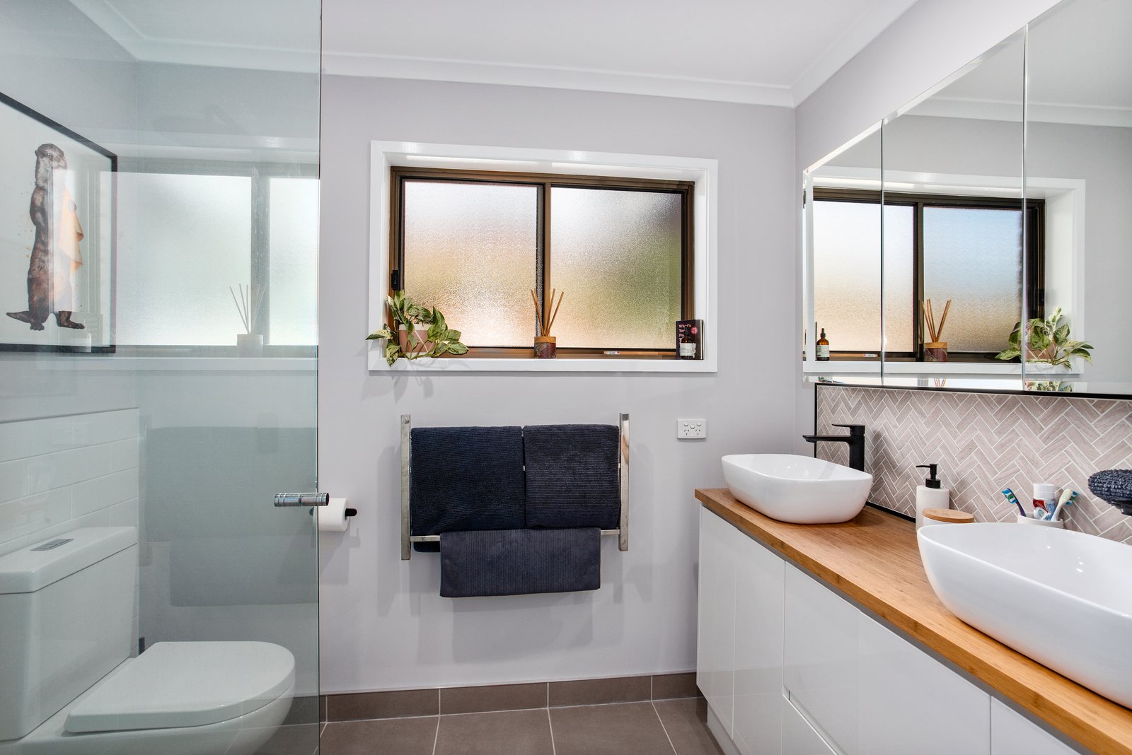 25 Cheriton Drive STRATHDALE 9